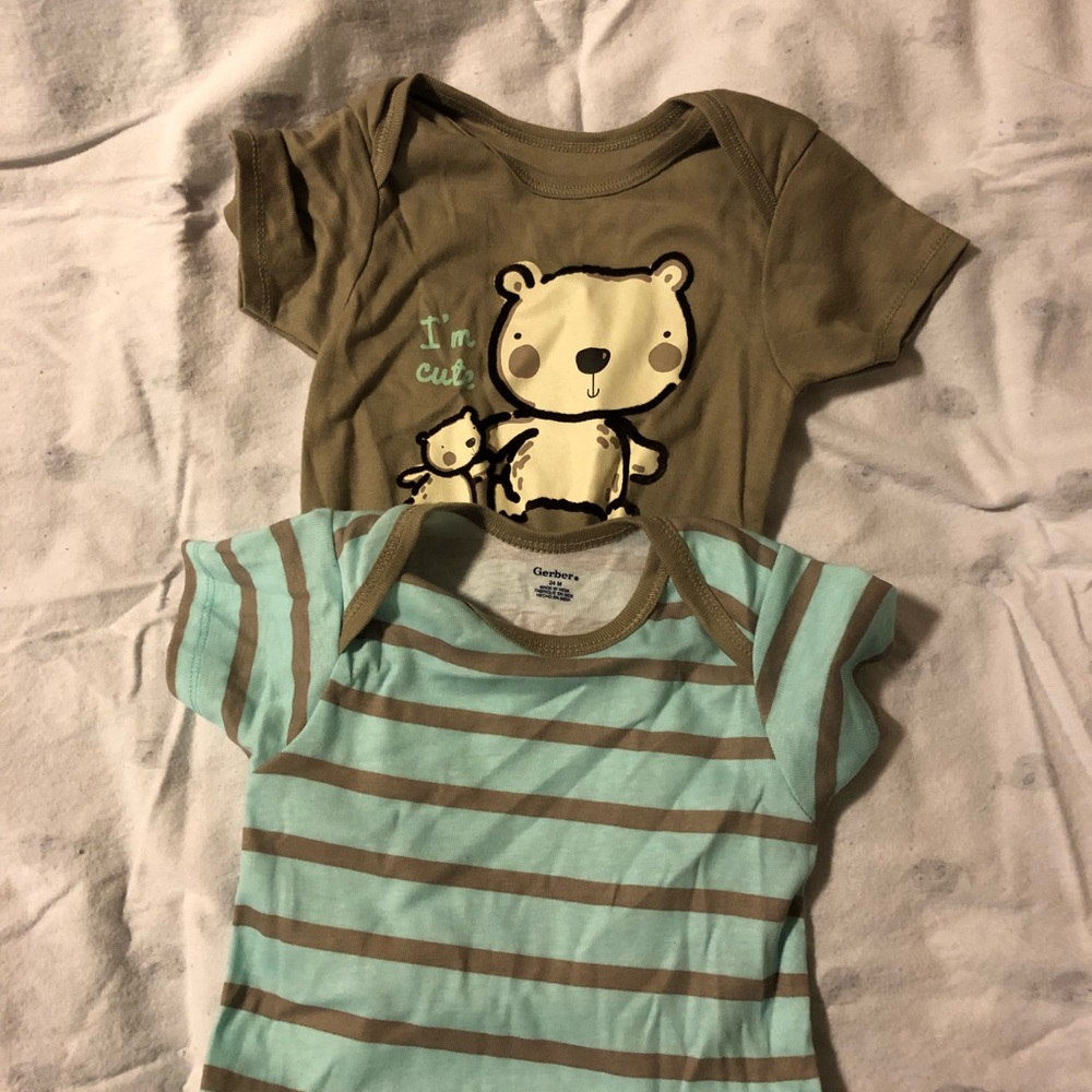 Gerber Onesies either gender